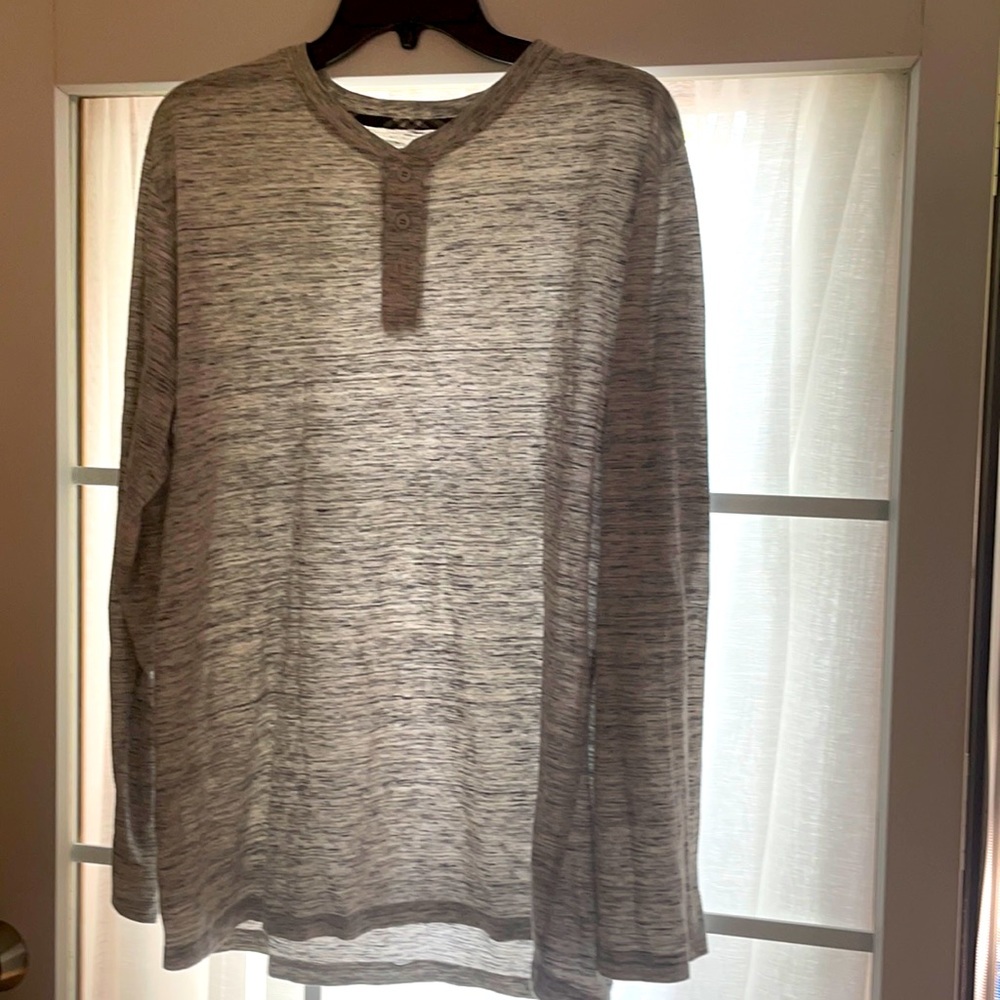 Grey T shirt